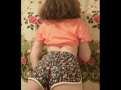❤️ Gadis muda seksi menanggalkan celana pendeknya di depan kamera Porno vk di id.sexafinkarasskaz.ru ️